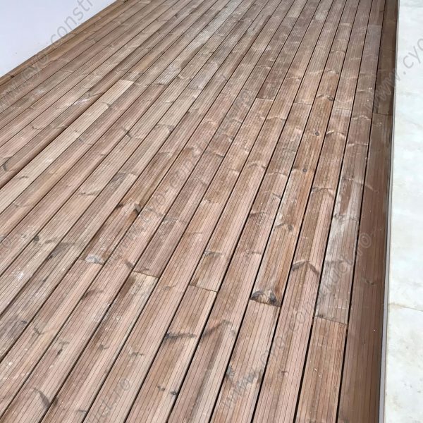 Deck 8